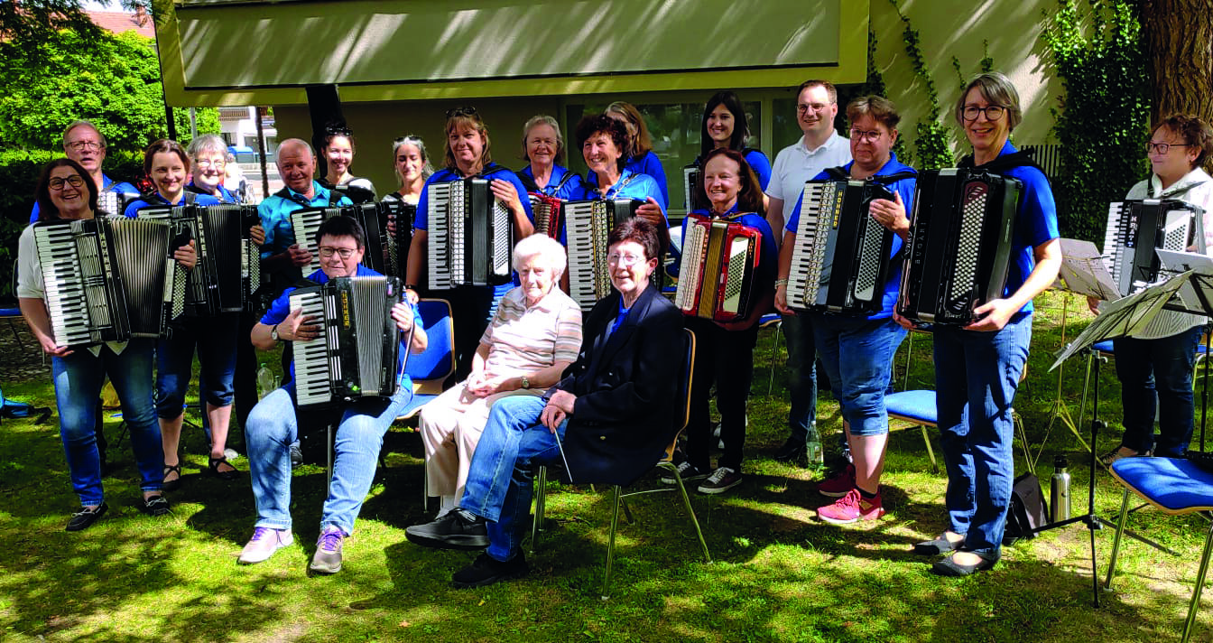 Just-for-Fun Orchester am 10. Juli 2022 im Altenheim St. Hildegard in Gottmadingen unter dem Motto: Guete Sunntig mitenand.